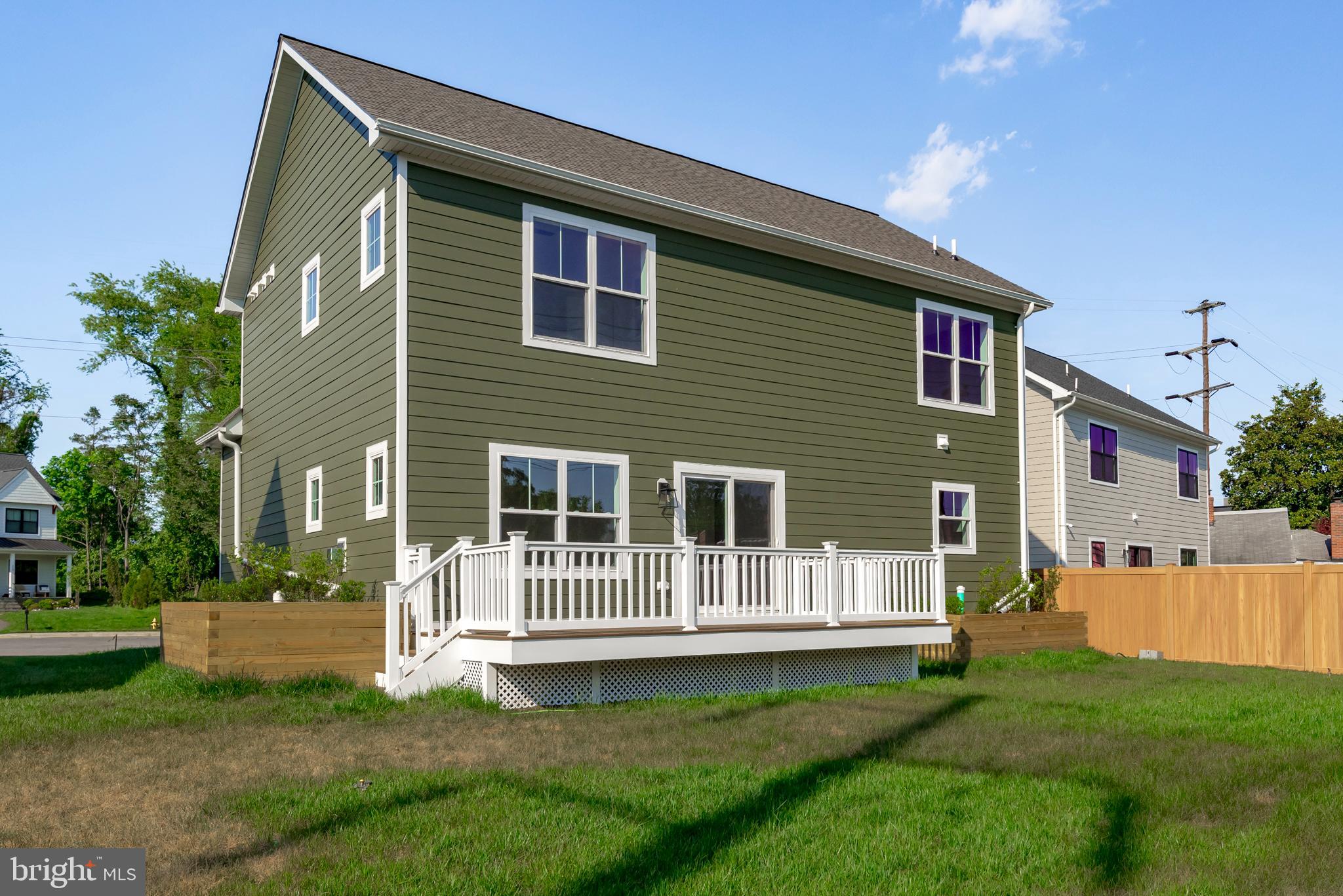 105 Ellershaw Ct