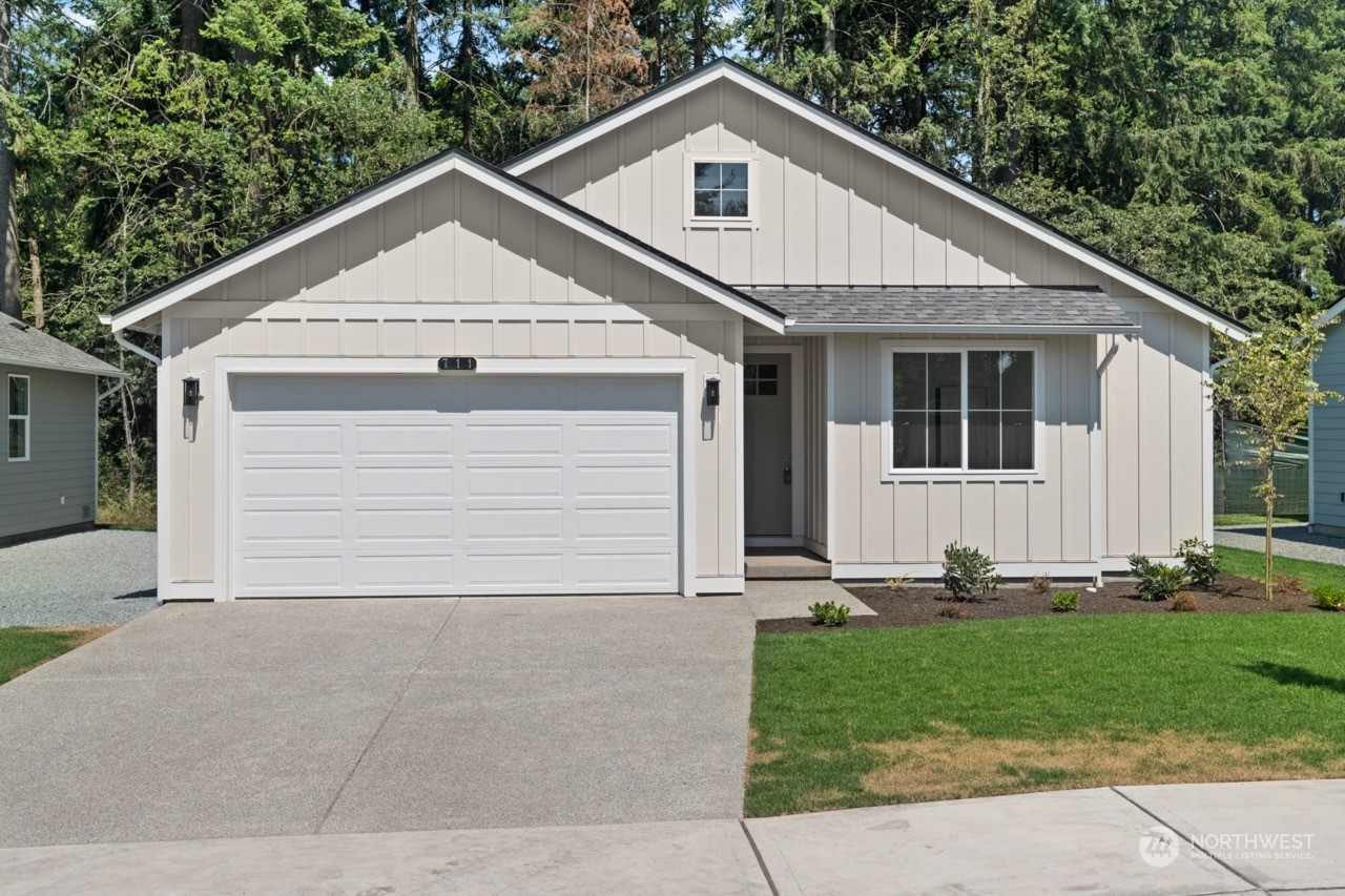 711 153rd Street Ct E
