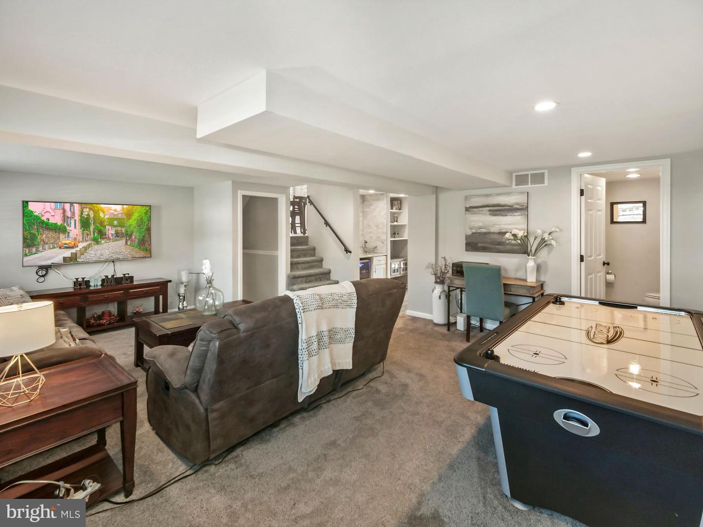 2625 Sherwood Dr