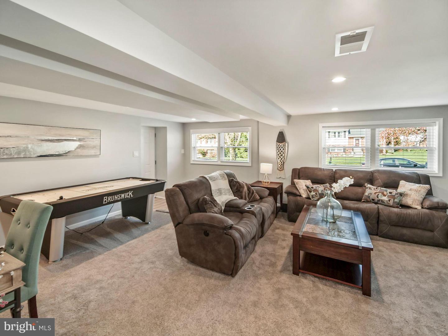 2625 Sherwood Dr