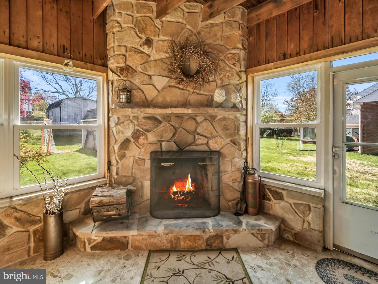 2625 Sherwood Dr