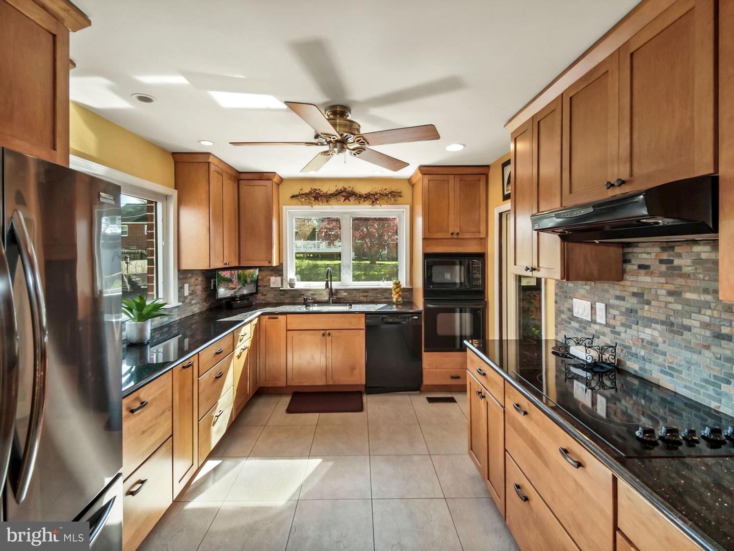 2625 Sherwood Dr