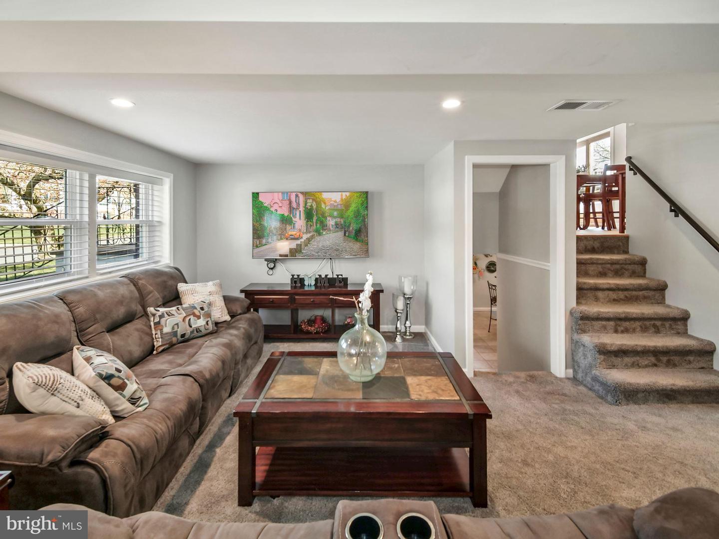 2625 Sherwood Dr