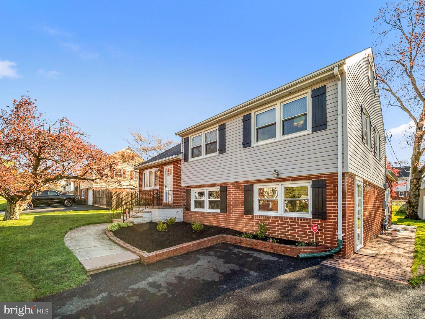 2625 Sherwood Dr
