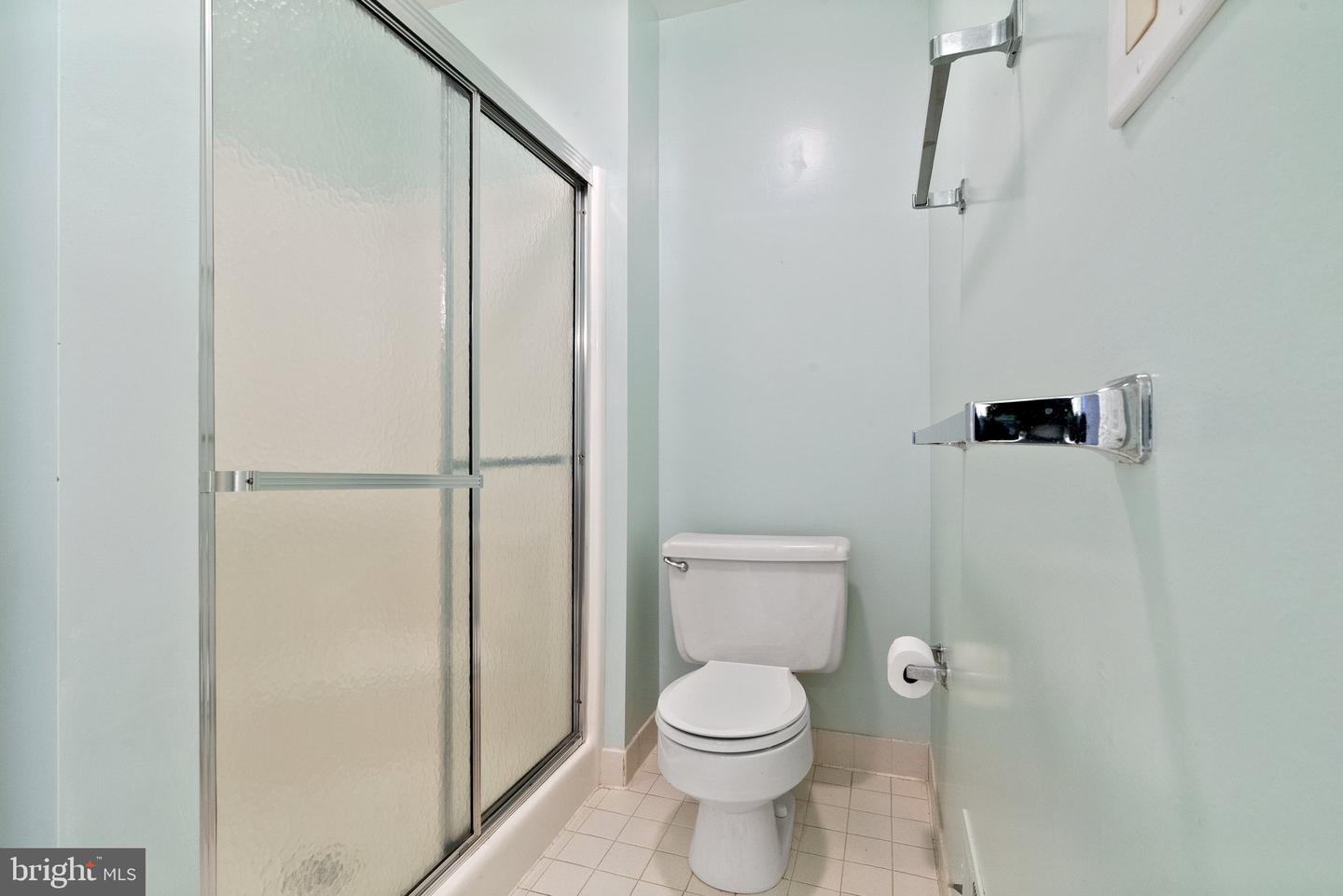 6 Marsh Woods Ln