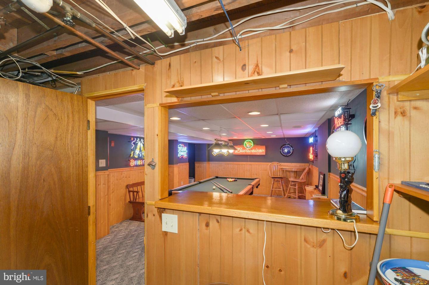 4621 Laura Dr