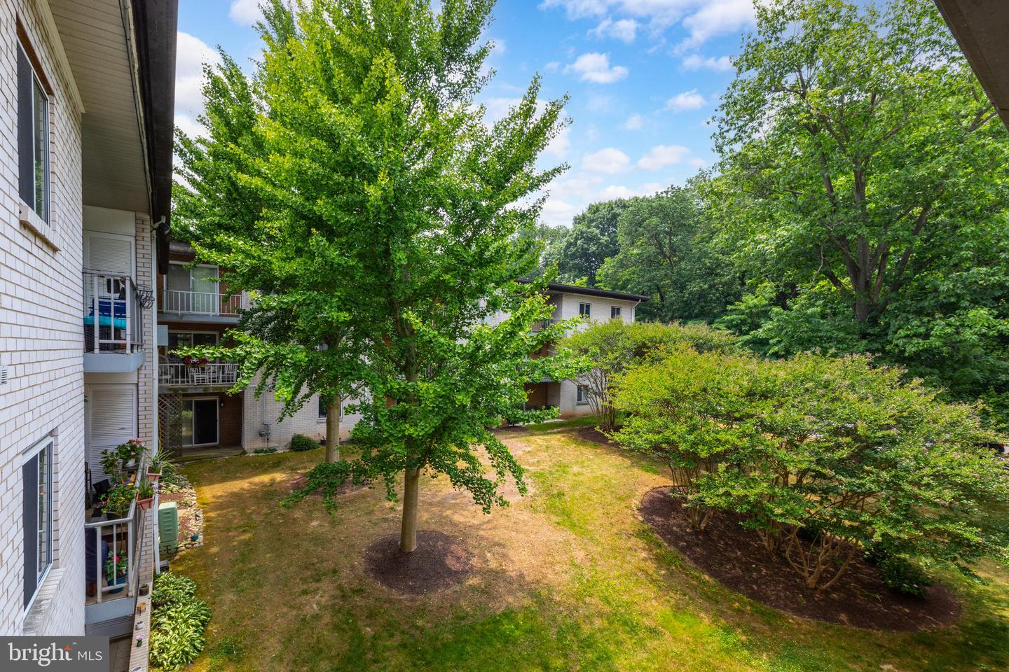 7-Unit Rockford Rd #E027