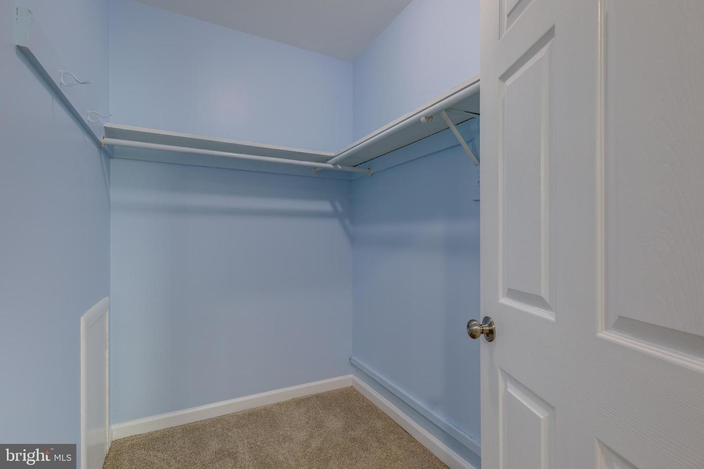 7-Unit Rockford Rd #E027