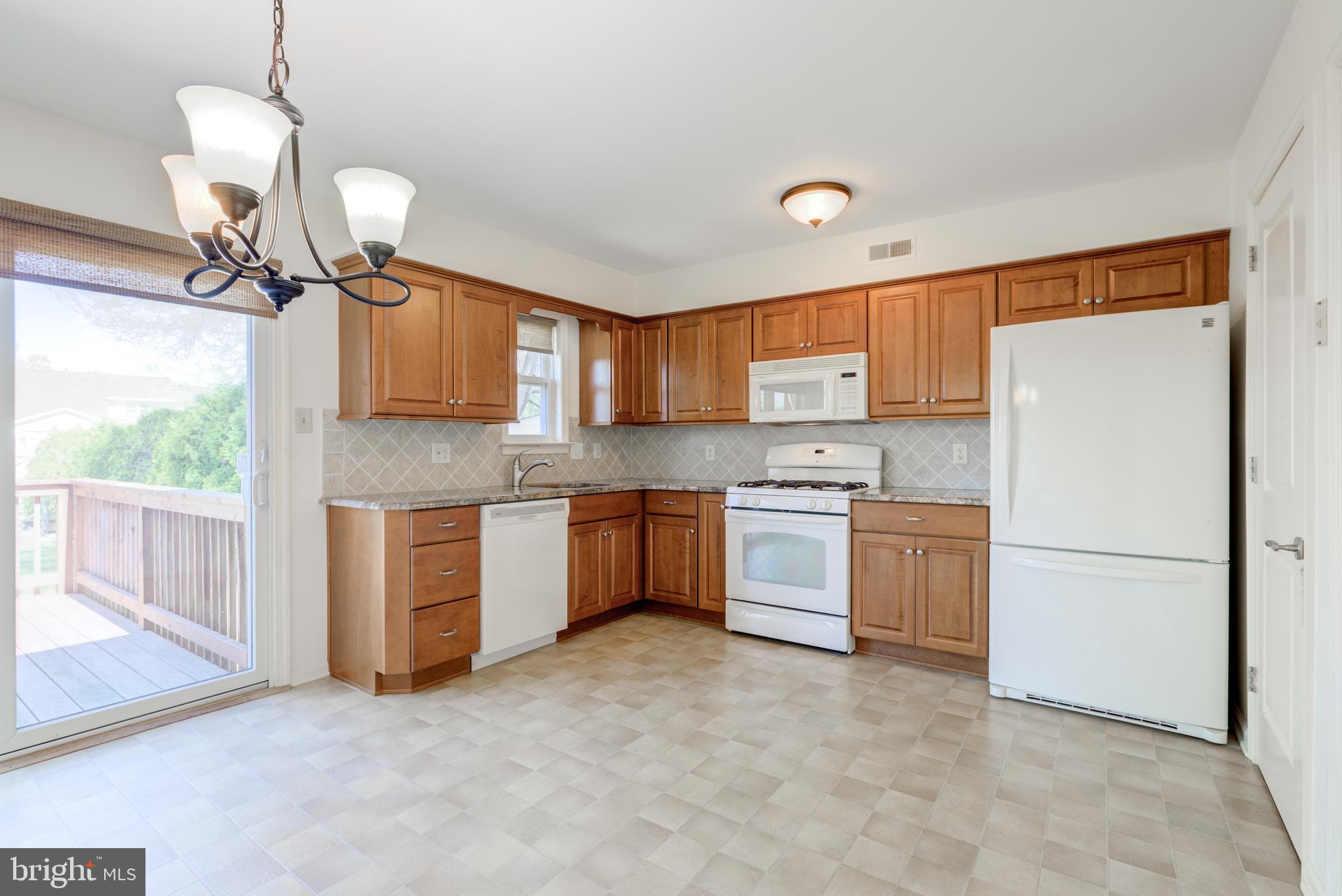20 Green Meadow Ct