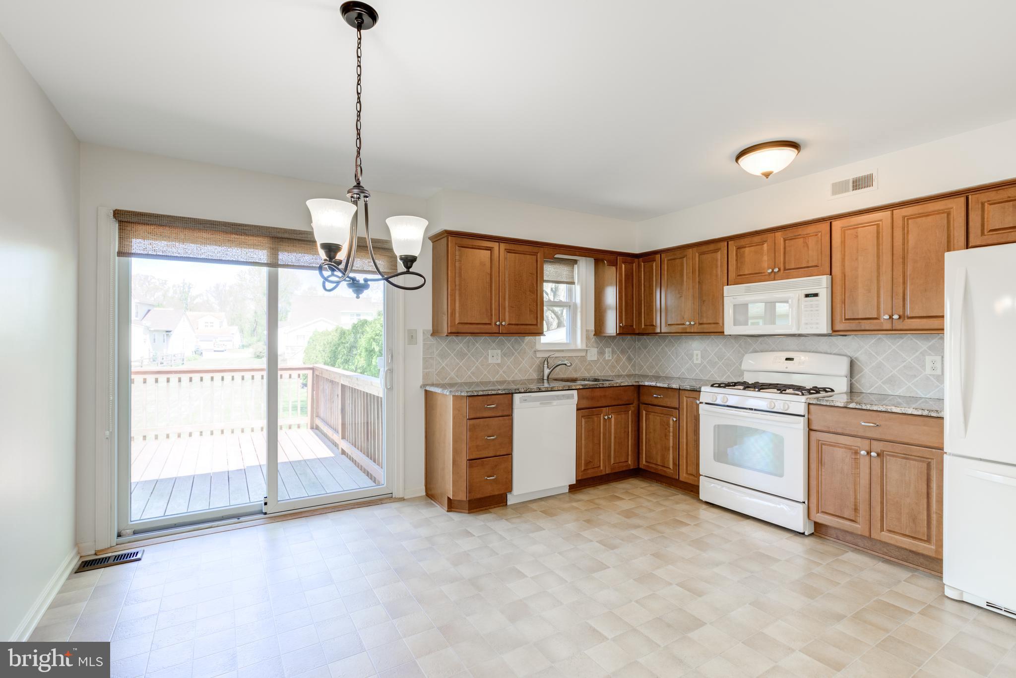 20 Green Meadow Ct