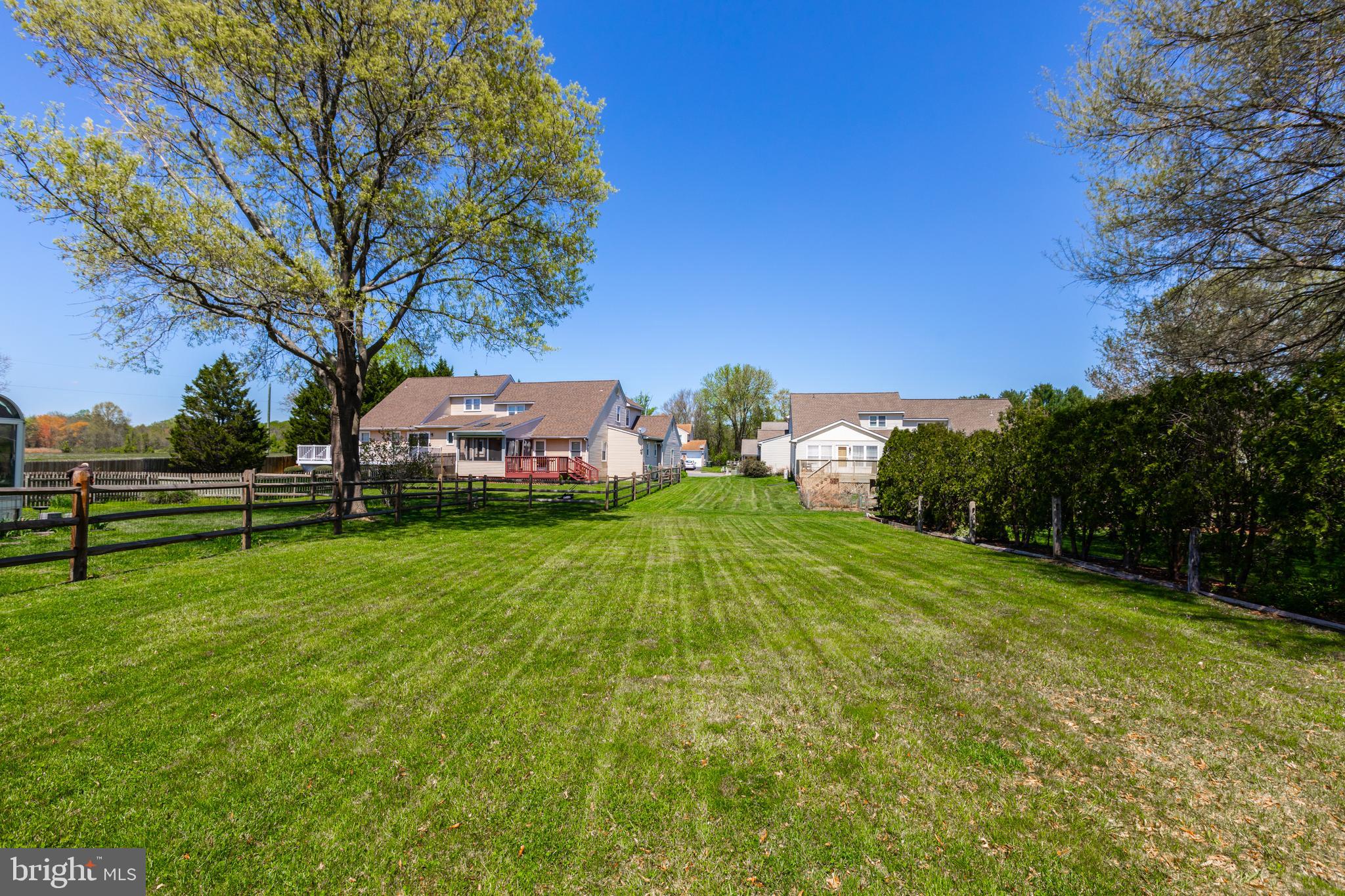 20 Green Meadow Ct