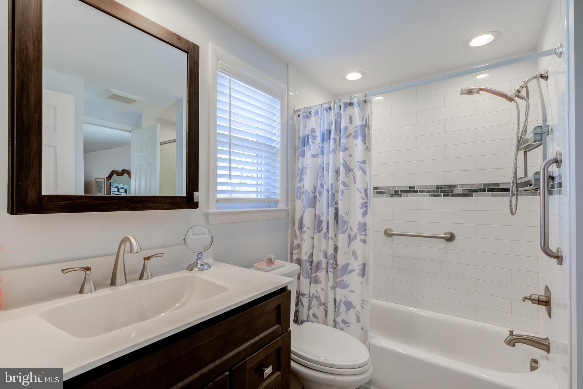413 Hudson Dr