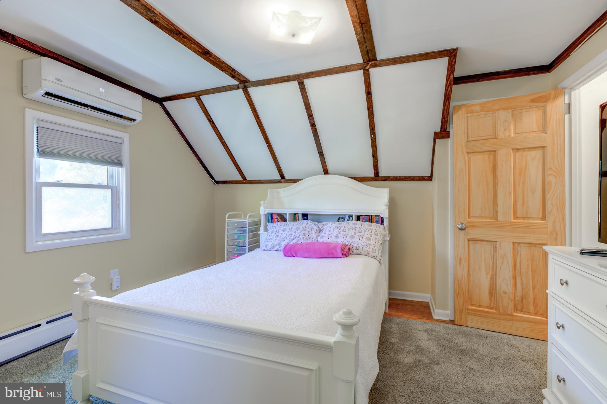 106 Waverly Rd