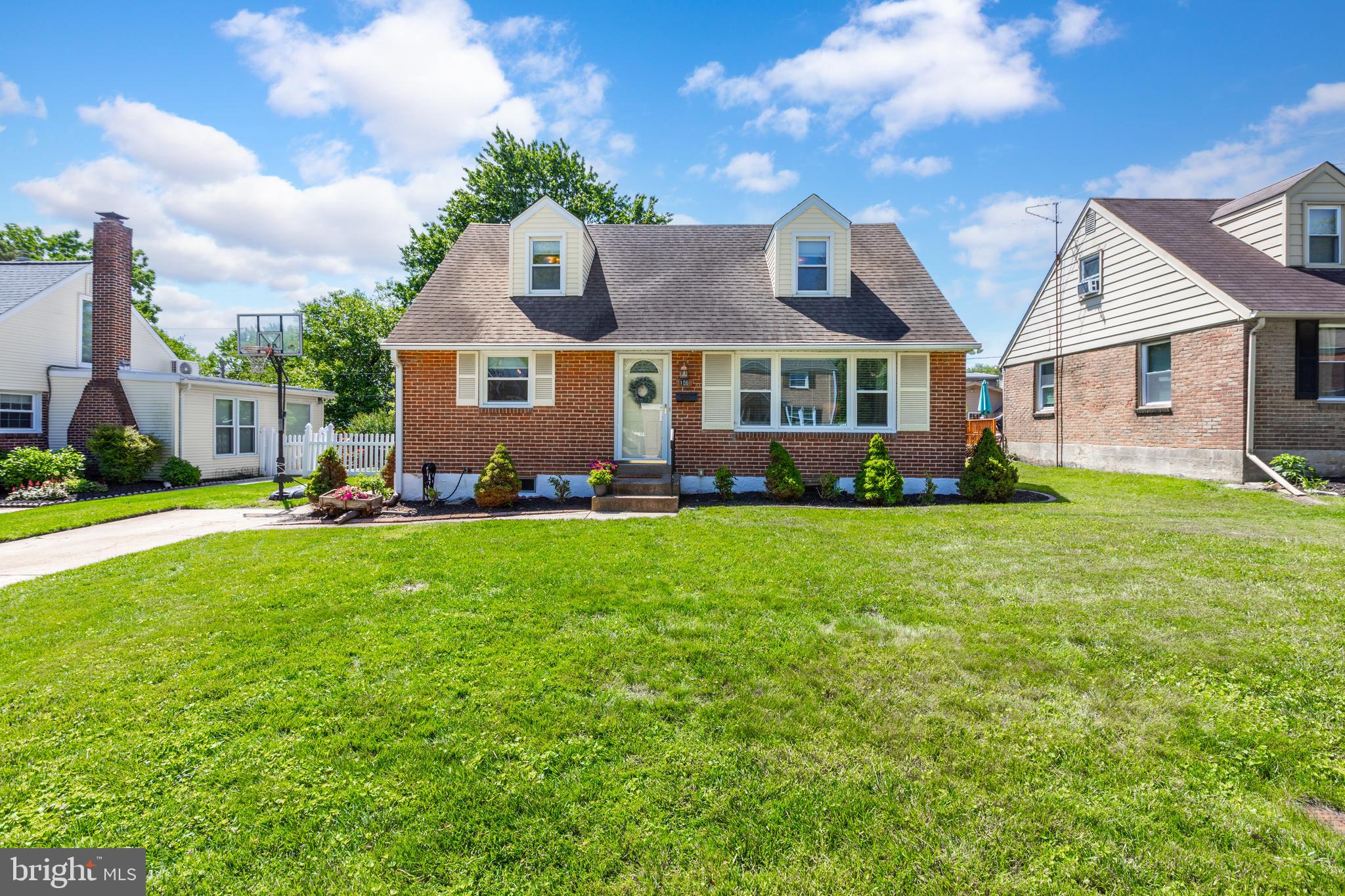 106 Waverly Rd