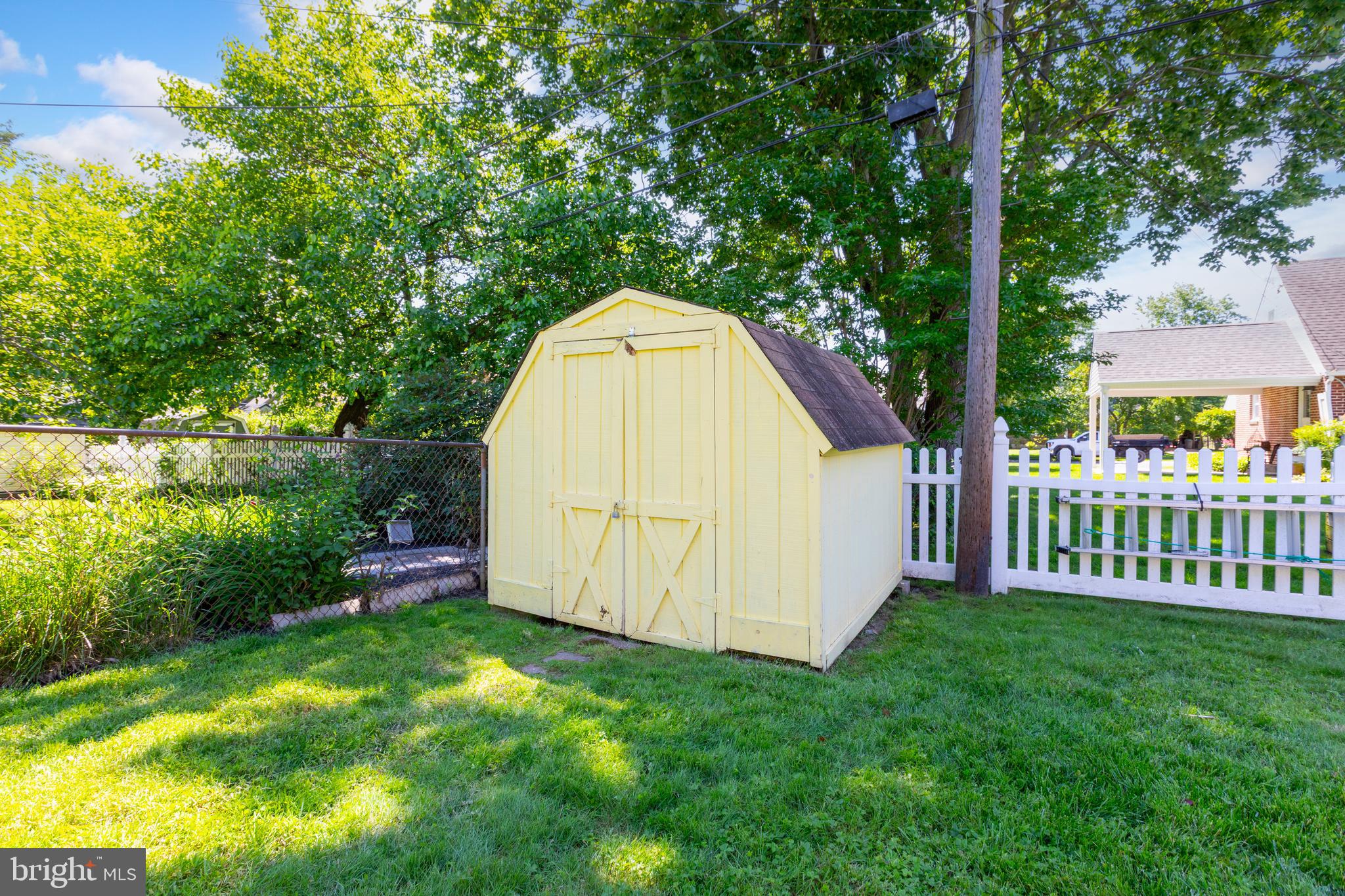 106 Waverly Rd