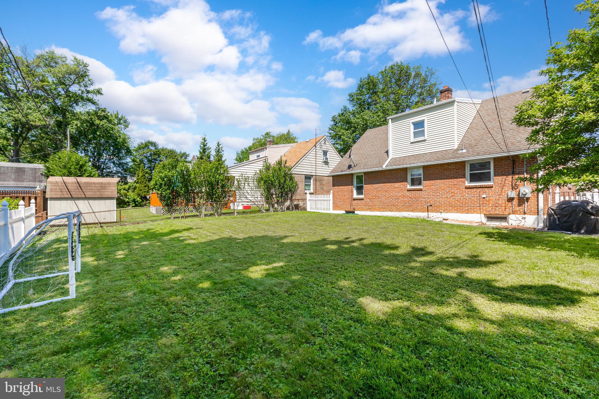 106 Waverly Rd