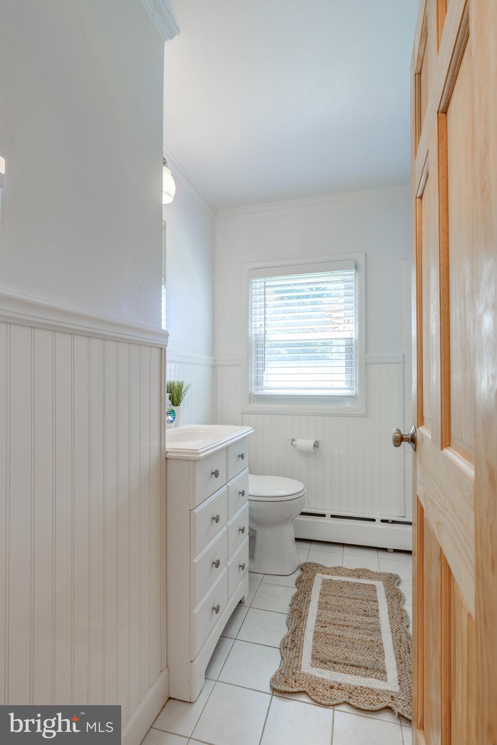 106 Waverly Rd