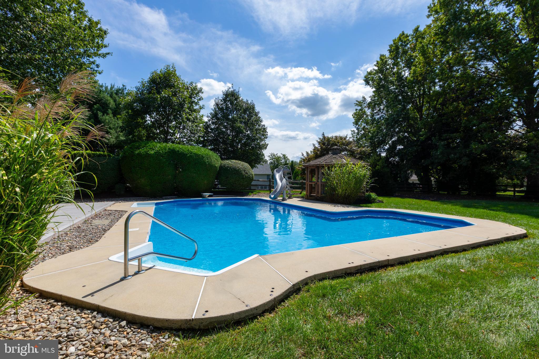 19 REVELSTONE DRIVE