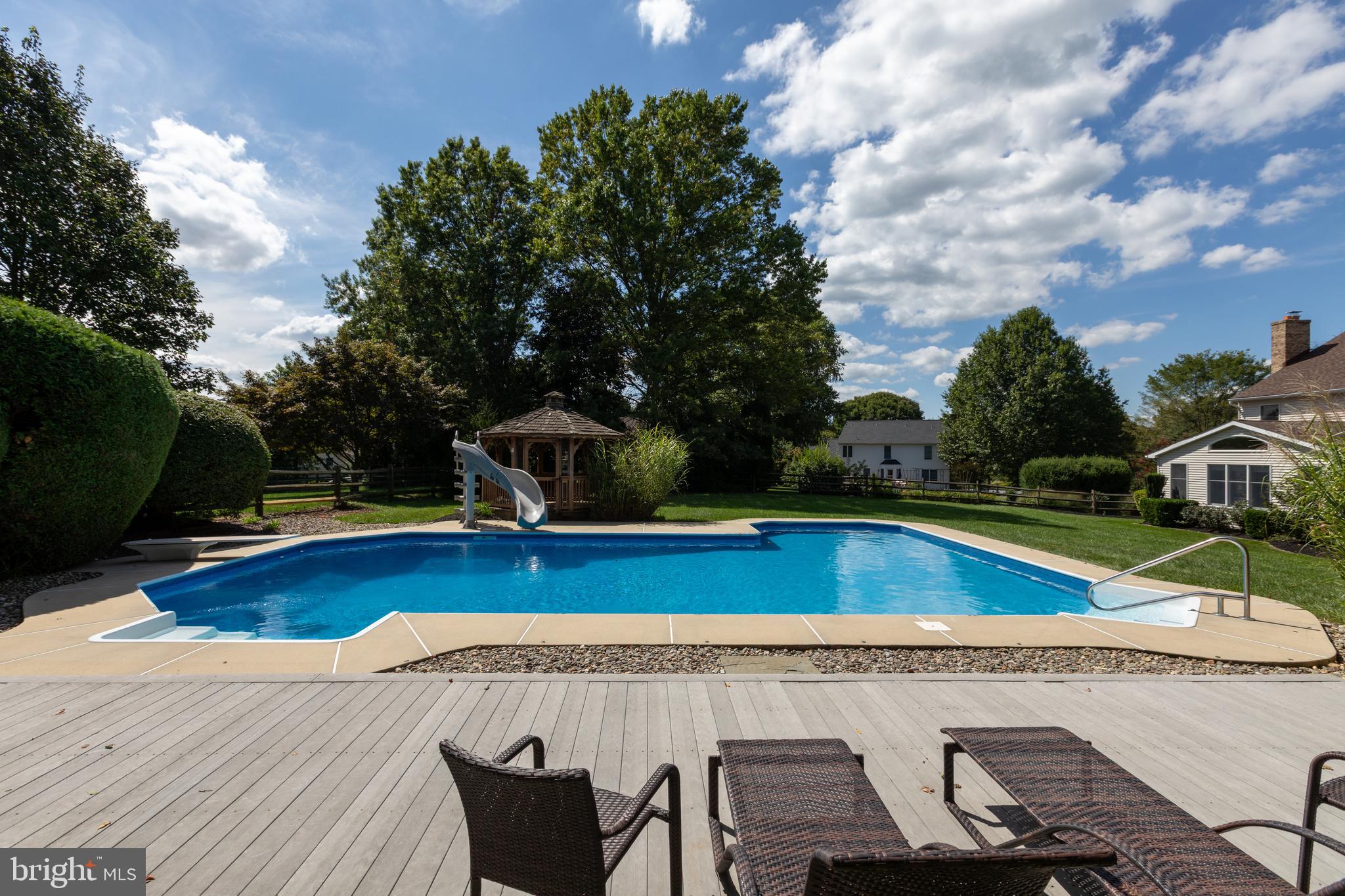 19 REVELSTONE DRIVE
