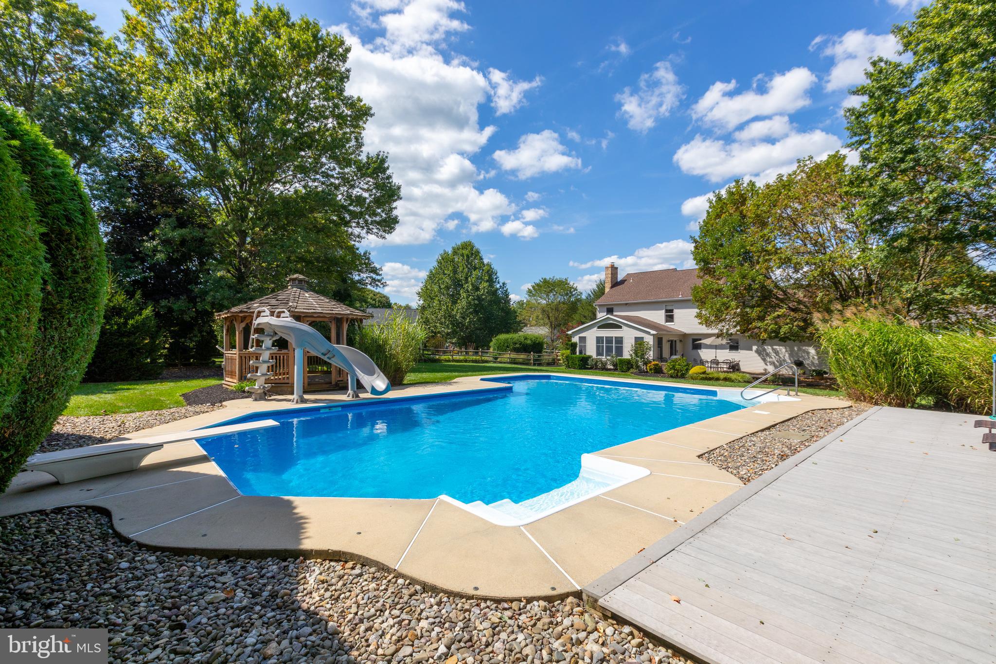 19 REVELSTONE DRIVE