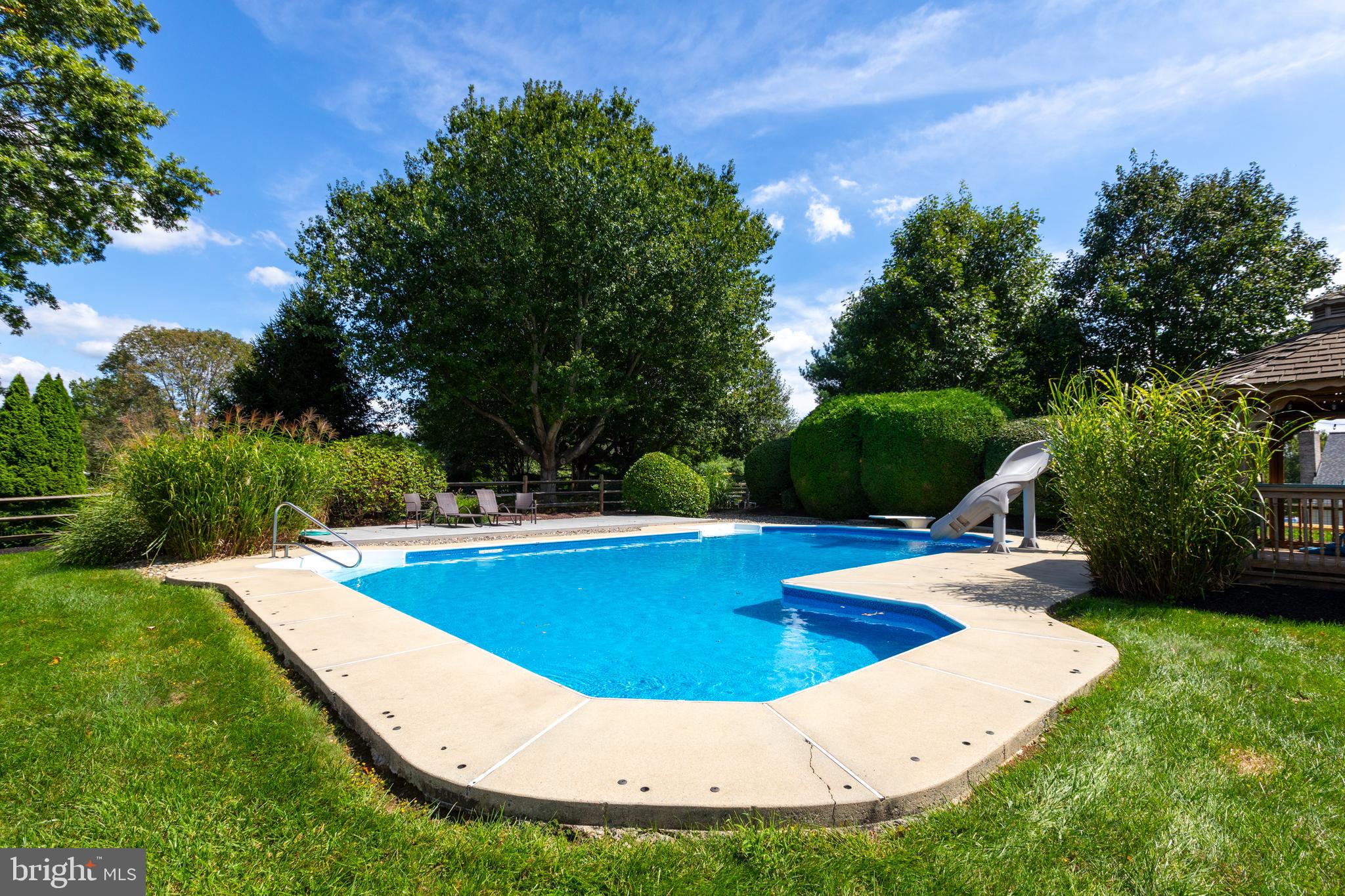 19 REVELSTONE DRIVE