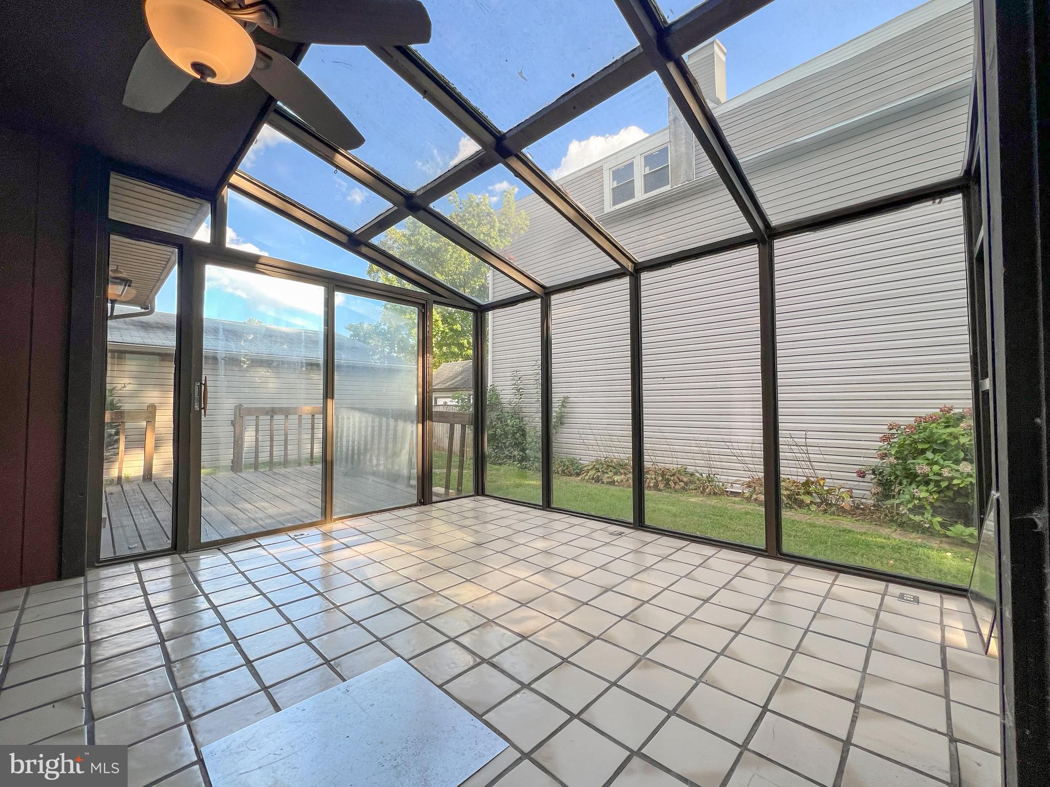 3 DUNNING COURT
