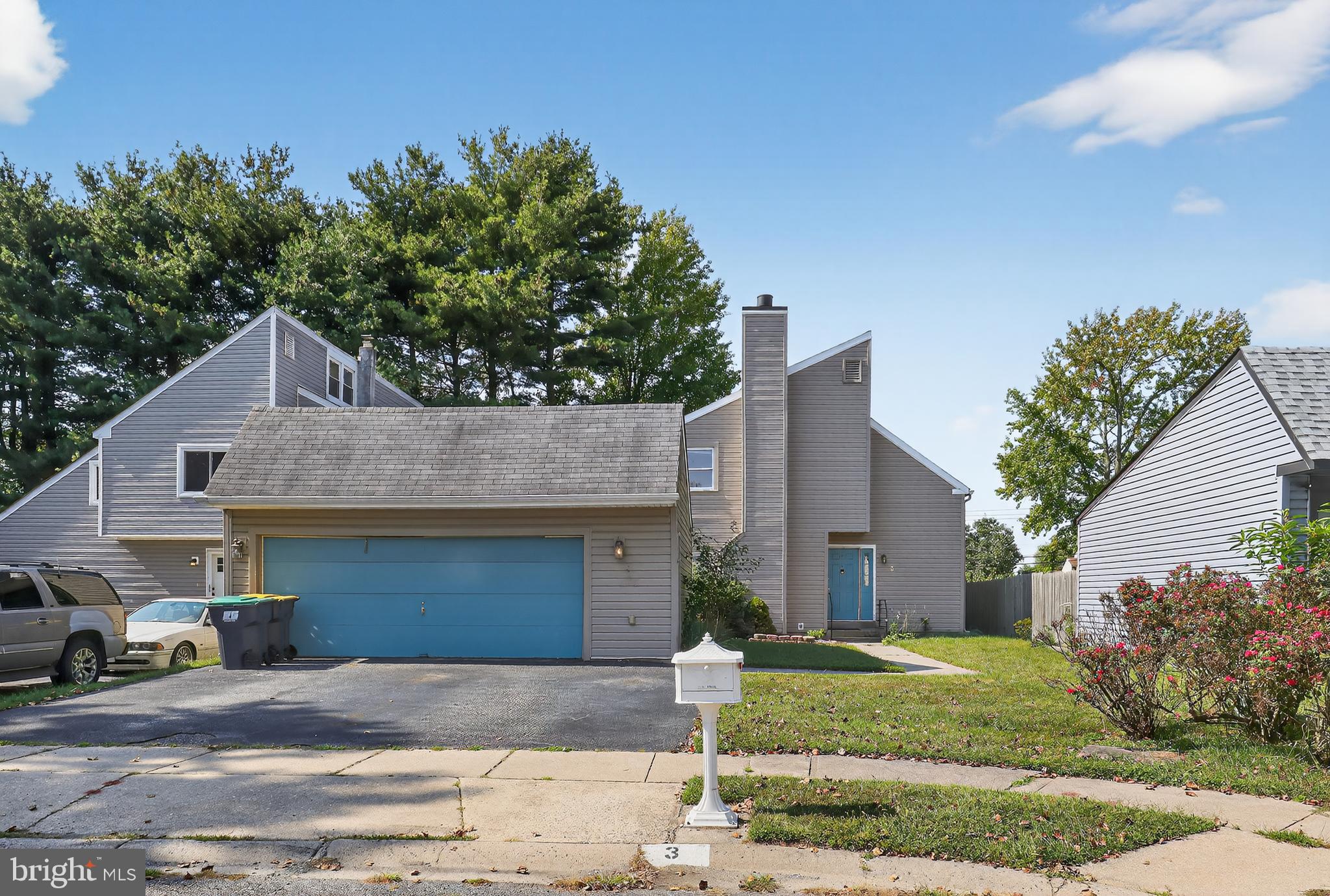 3 DUNNING COURT