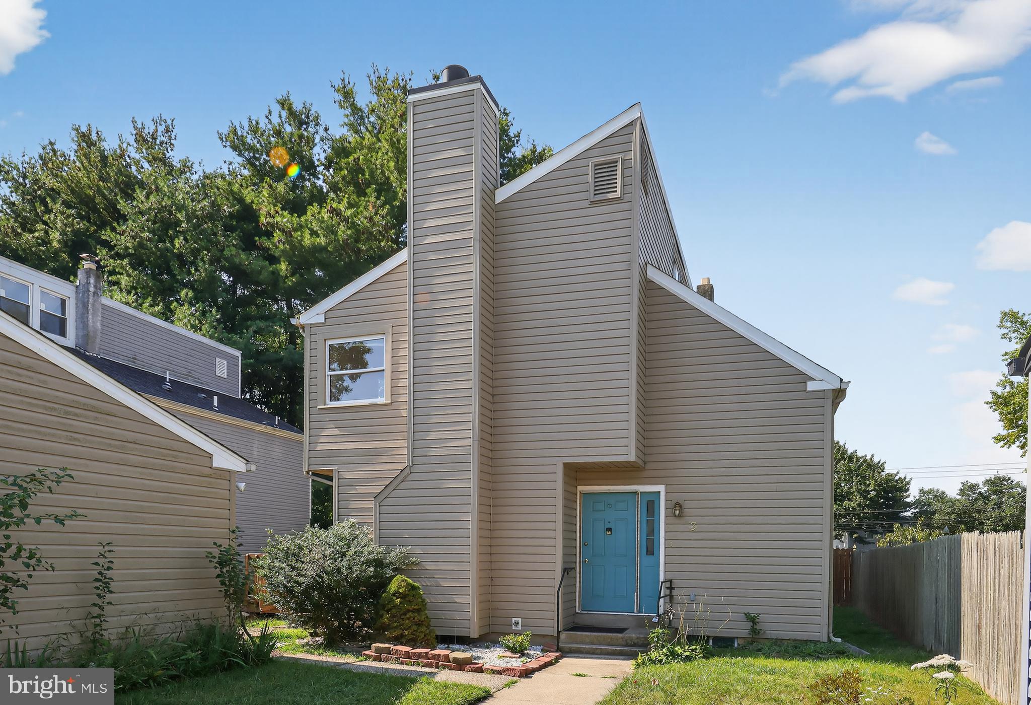 3 DUNNING COURT