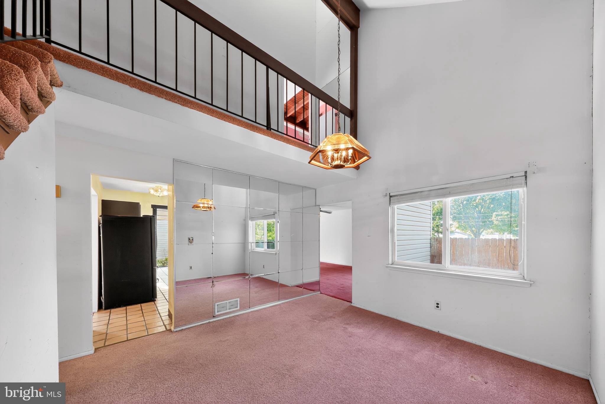 3 DUNNING COURT