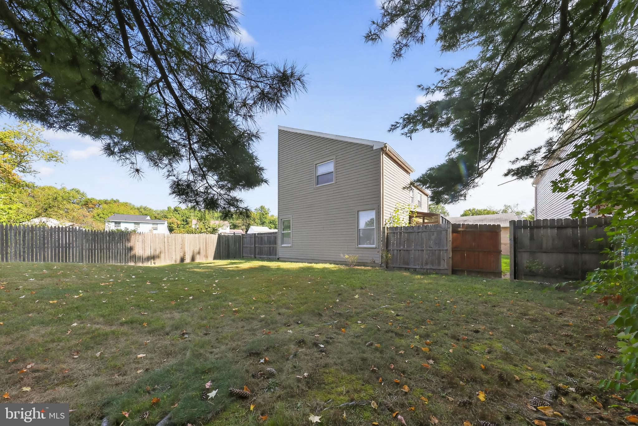 3 DUNNING COURT