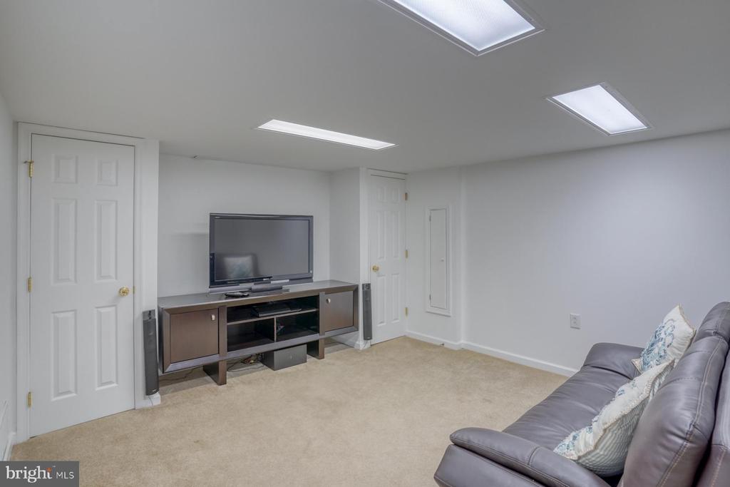 304 Dutch Rd