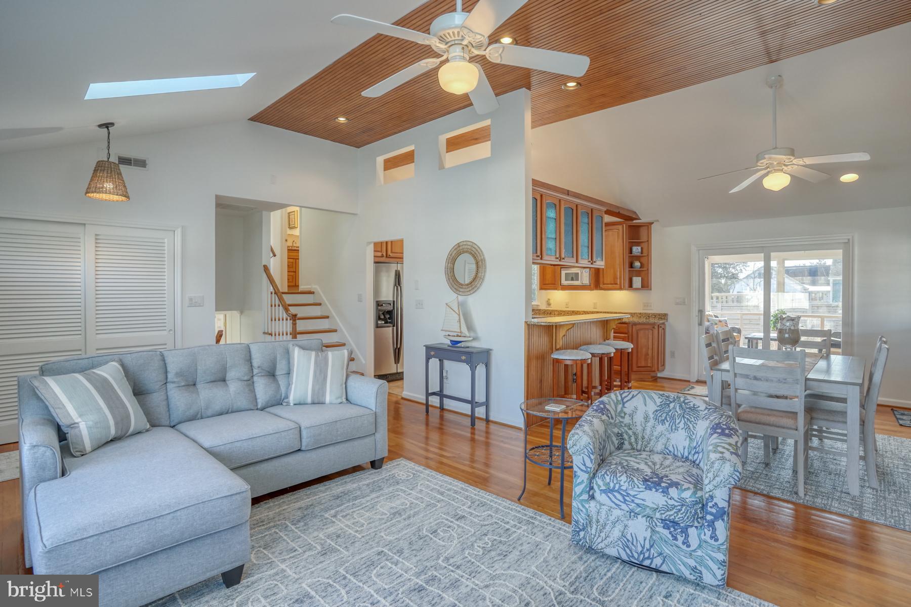 304 Dutch Rd