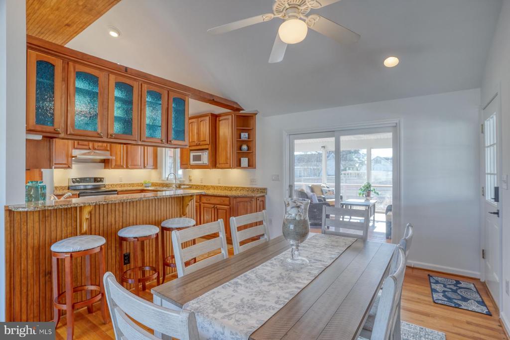 304 Dutch Rd