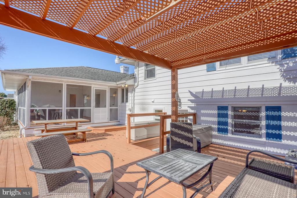 304 Dutch Rd