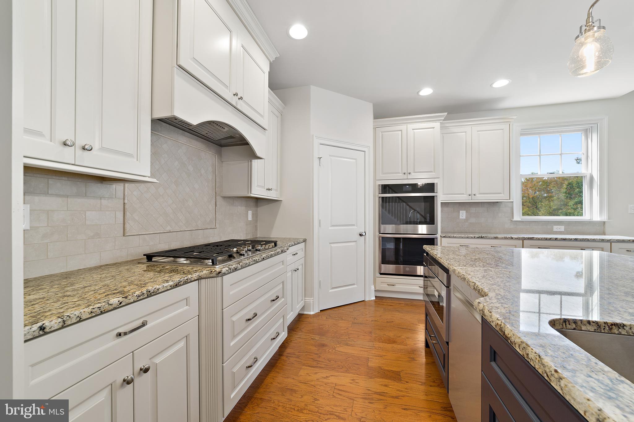 326 Merion Ct