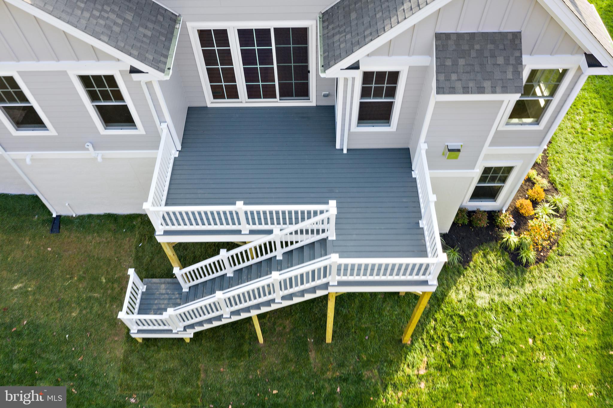 326 Merion Ct