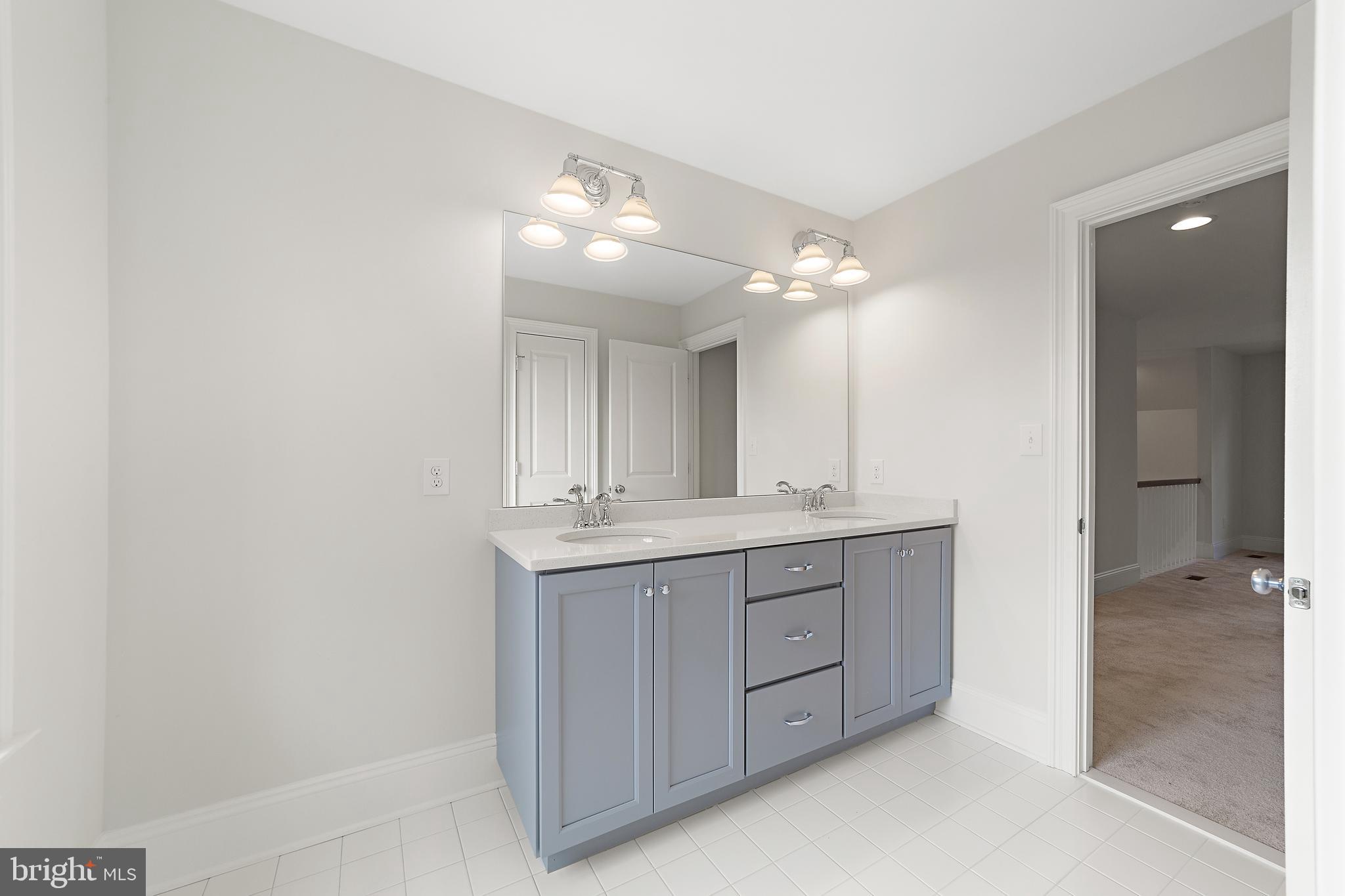 326 Merion Ct