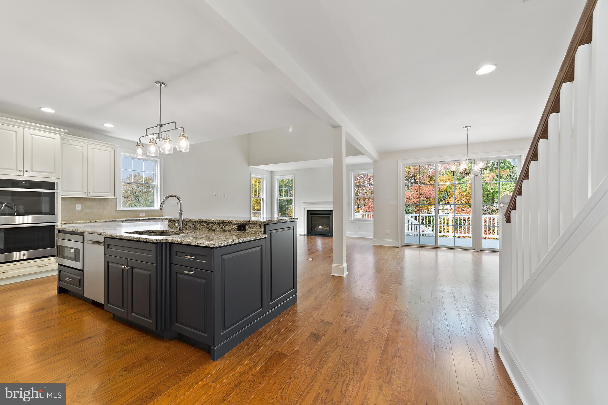 326 Merion Ct