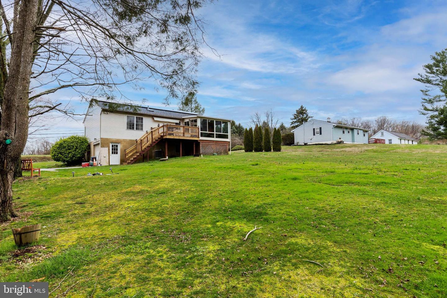985 Doe Run Rd