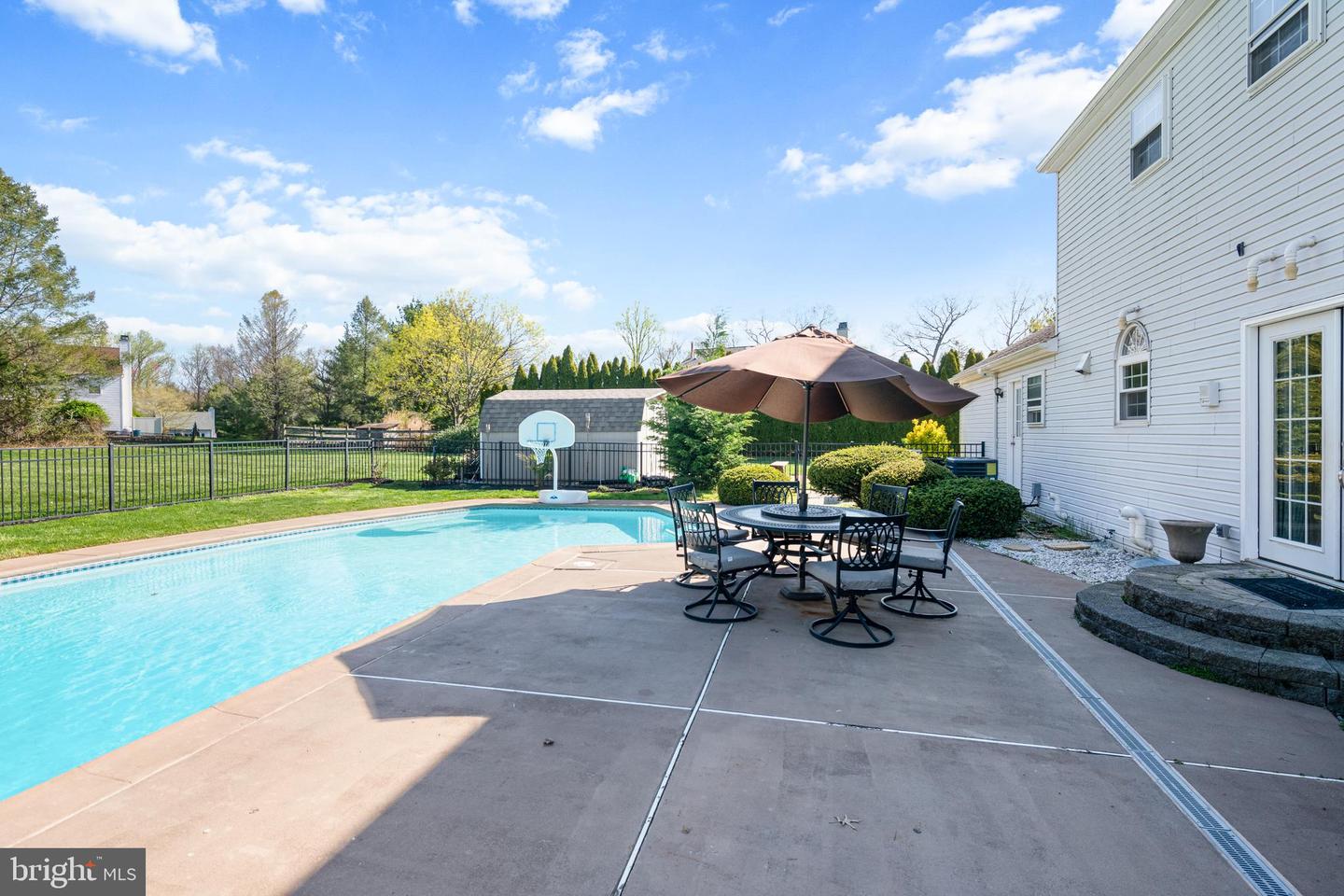 862 Derby Dr