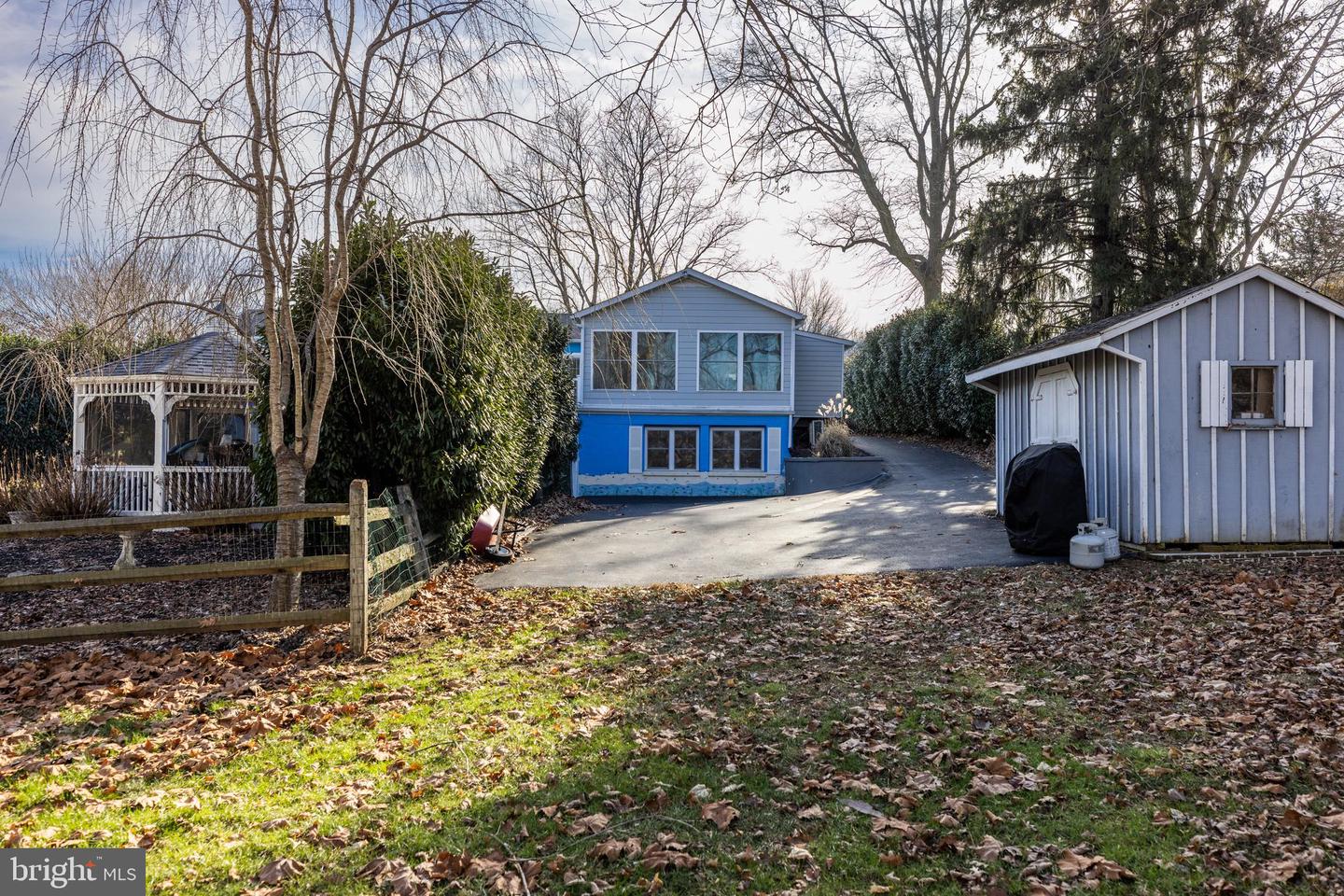 515 Locust Ln N