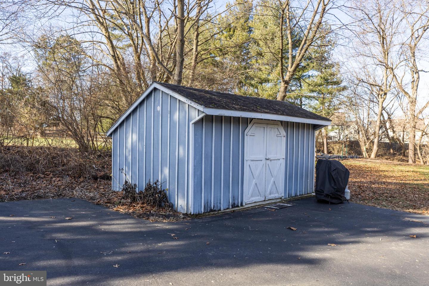 515 Locust Ln N