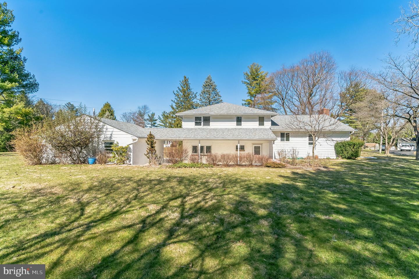 116 S Village Ave