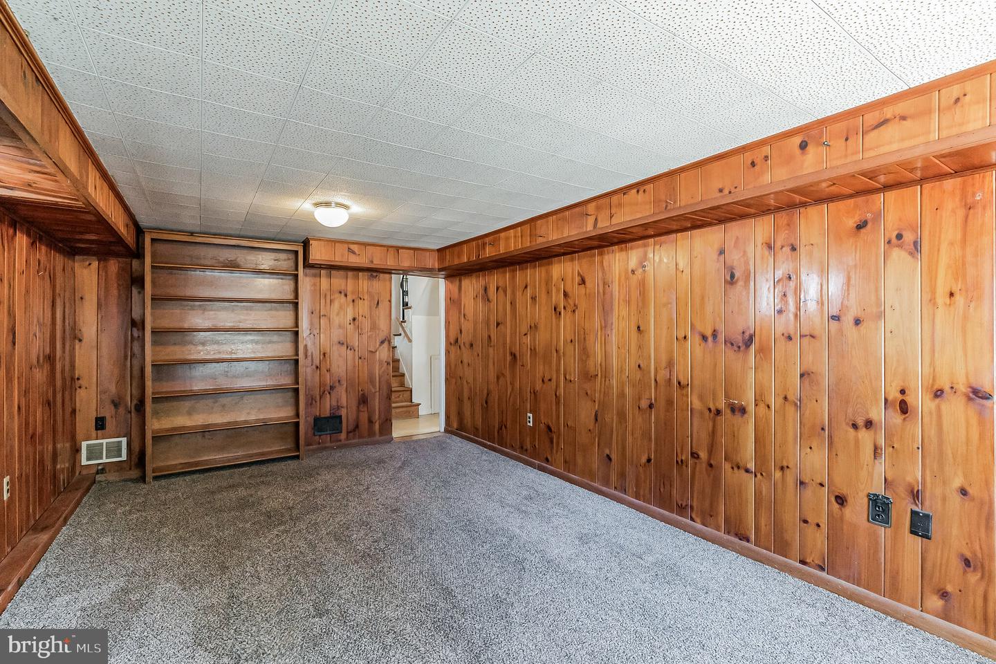 116 S Village Ave