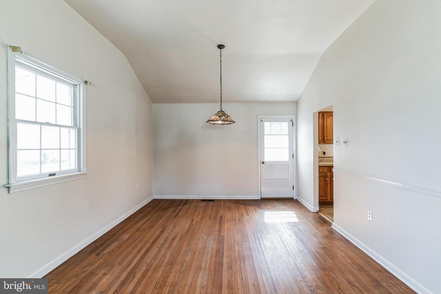 116 S Village Ave