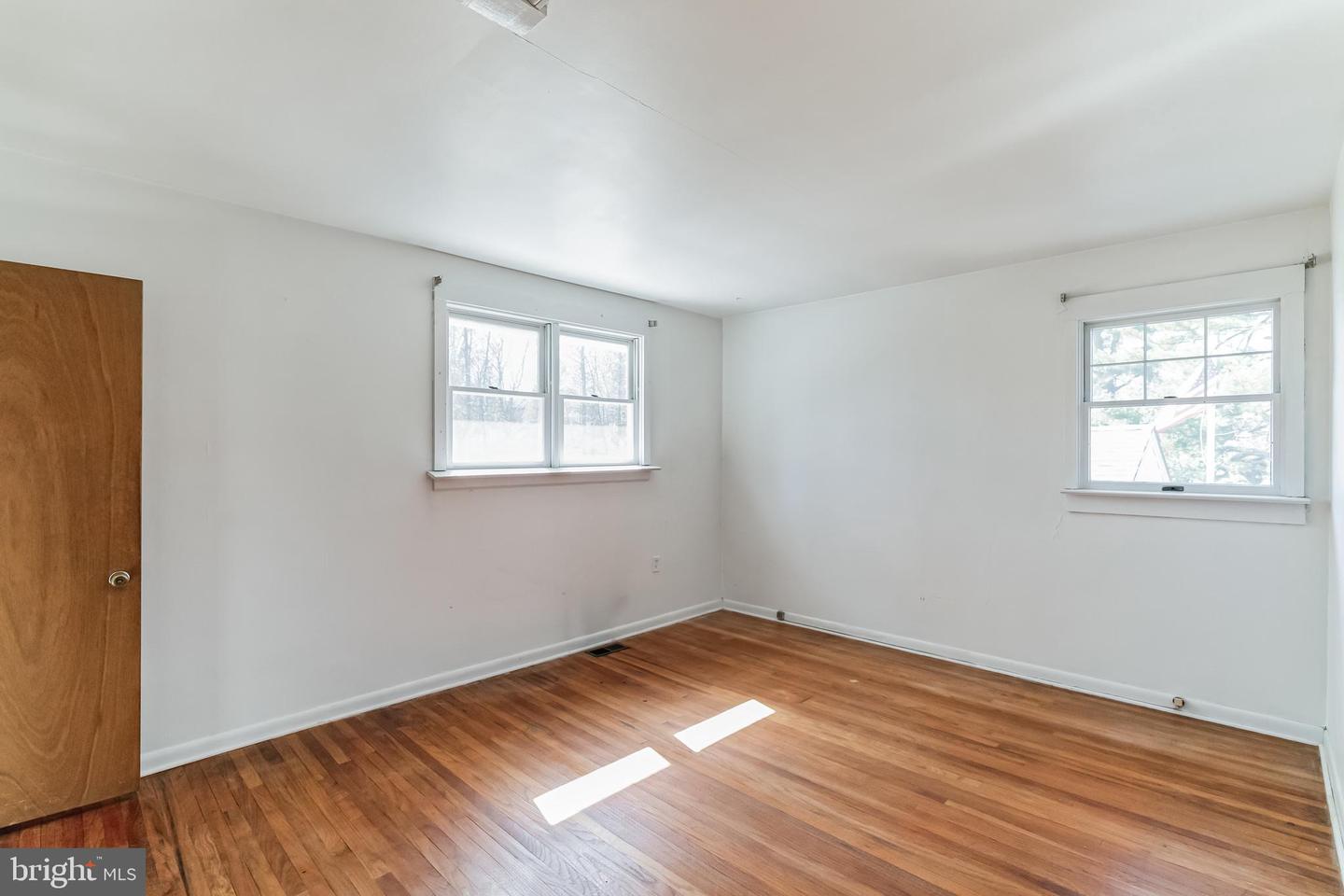 116 S Village Ave