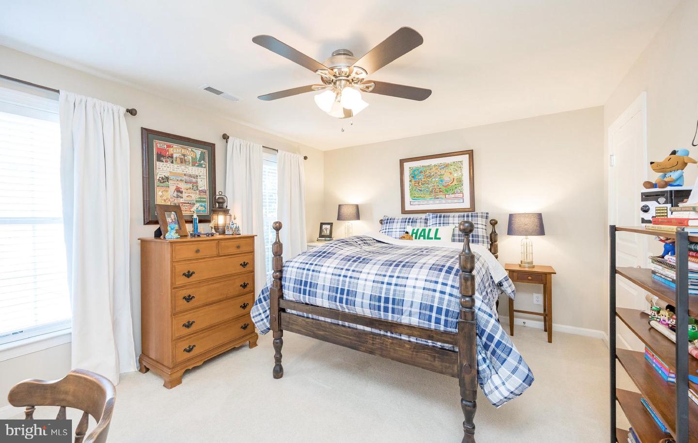 112 Bolero Dr