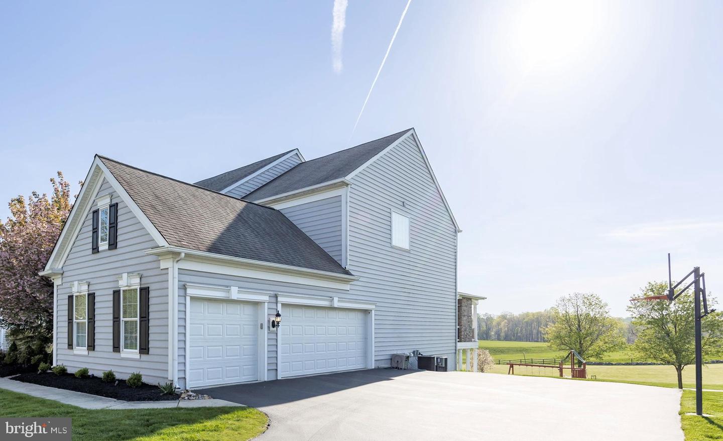 112 Bolero Dr