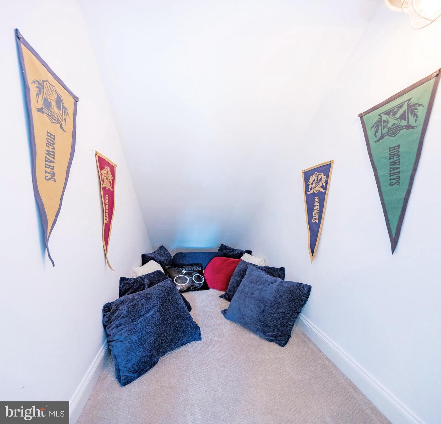 112 Bolero Dr