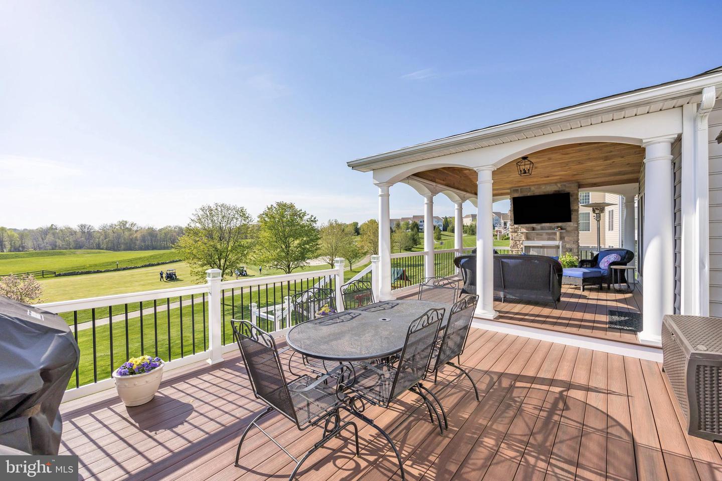 112 Bolero Dr